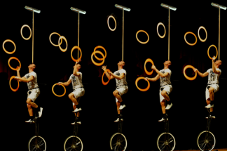 juggling-unicycling-balance